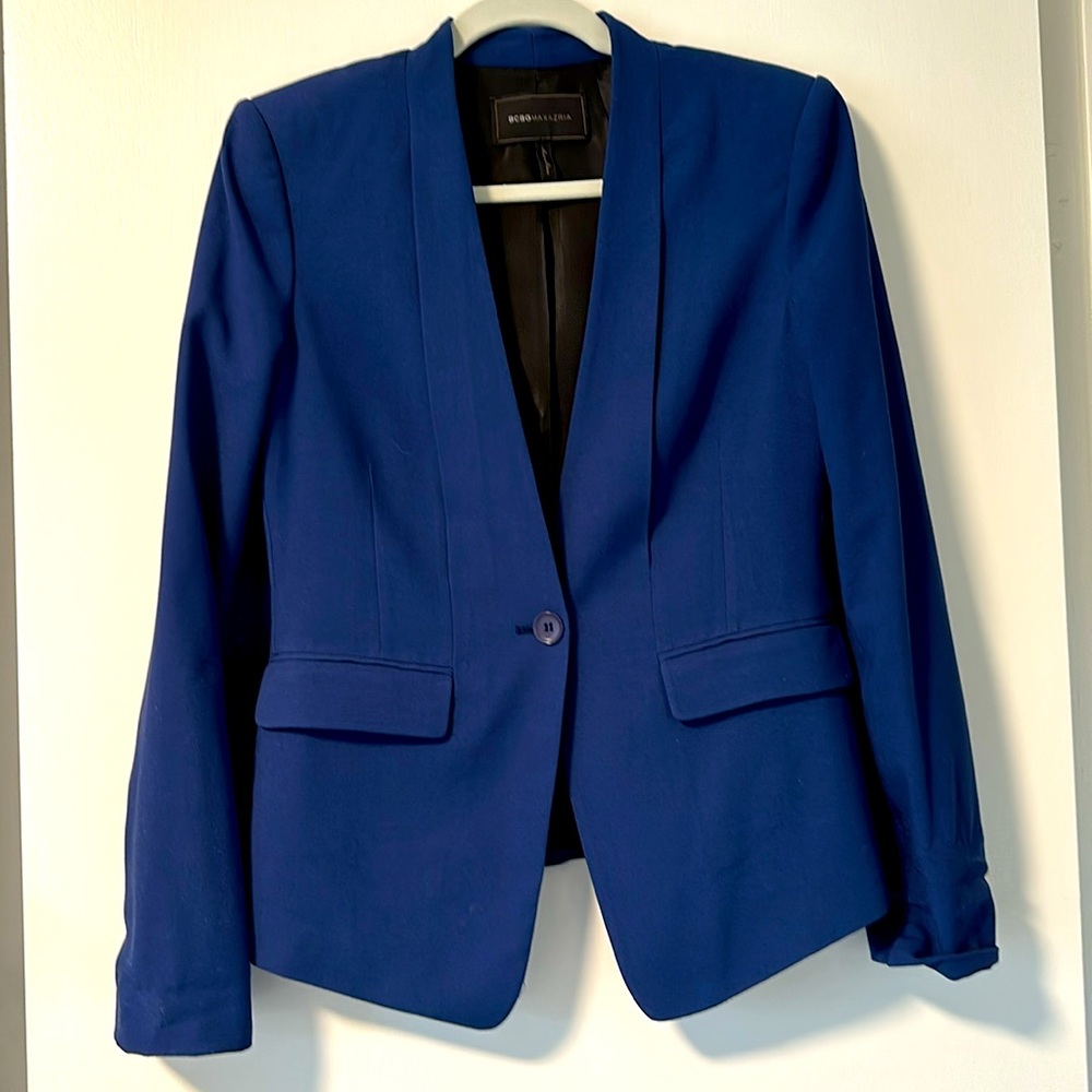 Great condition! BCBGMaxAzria Blazer! - Picture 2 of 6
